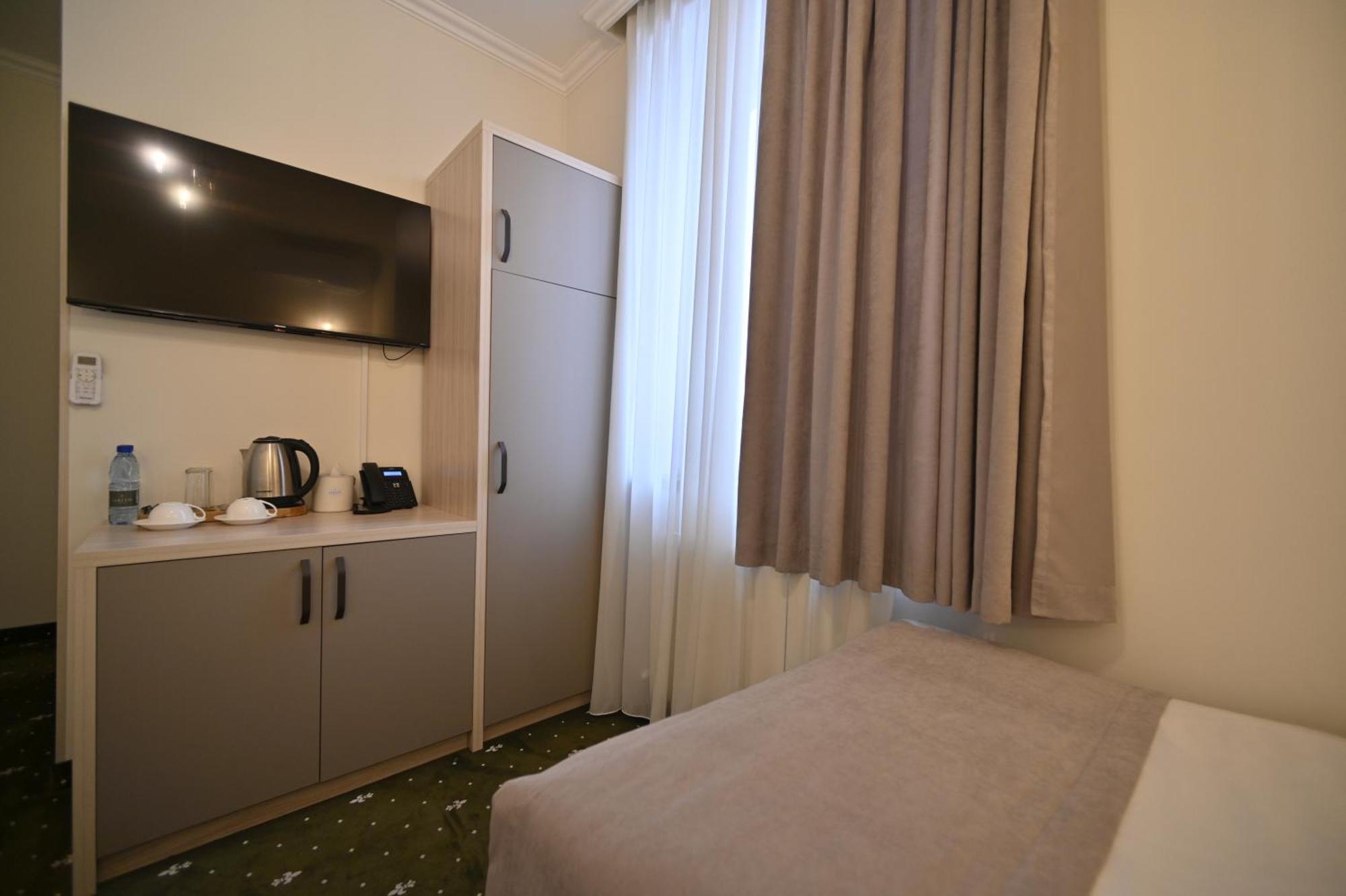 Colette Hotel Yerevan Exterior photo